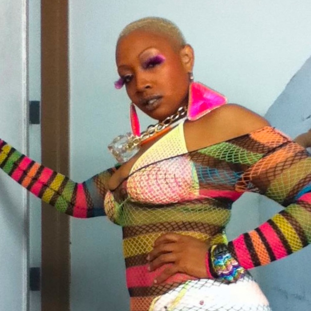 Meet your Posher, Janel